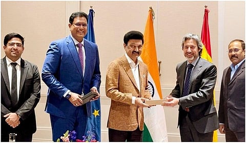 முதல்வர் மு.க.ஸ்டாலினுடன் ரோக்கா நிறுவனத்தின் சர்வதேச இயக்குநர் கார்லெஸ் வெலாகுவெஸ்.