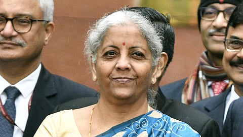 மன்மோகன் சிங் - பிரதமர் மோடி 10 ஆண்டு ஆட்சி; வெள்ளை அறிக்கைக்கு இதுவே சரியான நேரம்: அமைச்சர் நிர்மலா சீதாராமன் கருத்து