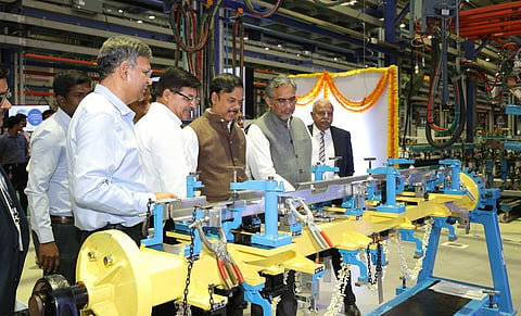 ஆந்திராவின் ஸ்ரீசிட்டியில் ஓட்டுநர் இல்லாத ரயில் தயாரிப்பு பணி தொடக்கம்