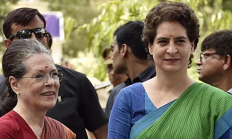 மாநிலங்களவை எம்.பி. பதவிக்கு போட்டியிட சோனியா, ரேபரேலி தொகுதியில் களமிறங்க பிரியங்கா திட்டம்