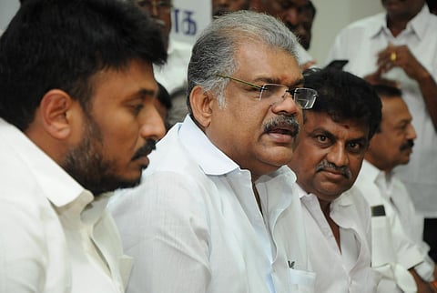 மேகேதாட்டுவில் காவிரியின் குறுக்கே அணை கட்டும் முயற்சியை தடுக்க வேண்டும்: தமிழக அரசுக்கு வாசன் கோரிக்கை