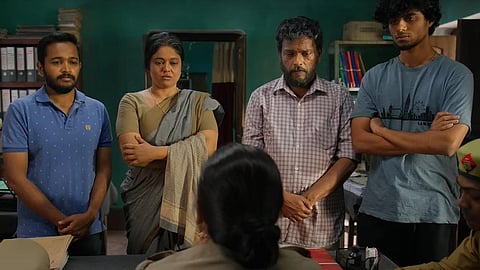 ஓடிடி திரை அலசல் | Falimy: பசில் ஜோசப்பின் ஓர் இறுக்கம் தளர்த்தும் படைப்பு!