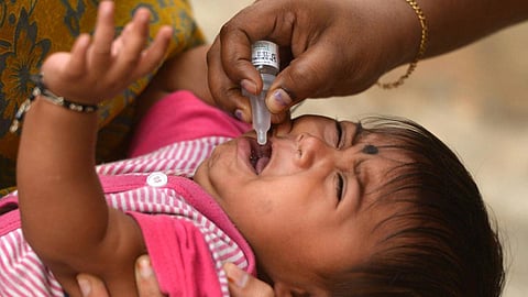 தமிழகத்தில் இன்று போலியோ சொட்டு மருந்து முகாம்: முதல்வர் விஜய் தொடங்கி வைக்கிறார் 