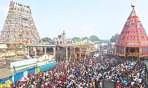 விருத்தாசலம் விருத்தகிரீஸ்வரர் கோயிலில் தேரோட்டம் நடைபெற்றது.