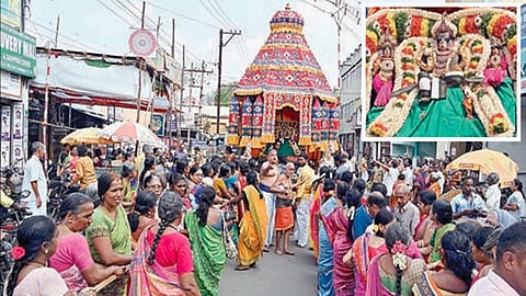 மாசி மகத்தையொட்டி  கும்பகோணத்தில் நேற்று நடைபெற்ற காளஹஸ்தீஸ் வரர் கோயில் தேரோட்டம்.  (உள்படம்) சிறப்பு அலங்காரத்தில் ஞானாம்பிகையம்மன் உடனாய காளஹஸ்தீஸ்வரர்.