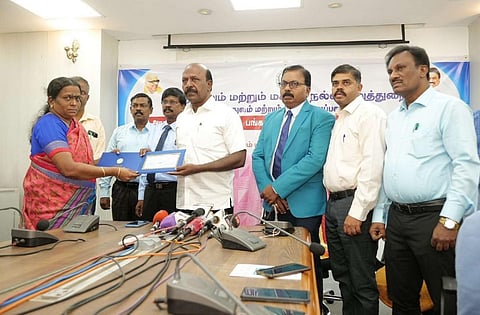 சேமநல நிதி ரூ. 7 கோடியினை அமைச்சர் மா.சுப்பிரமணியன் வழங்கினார்.
