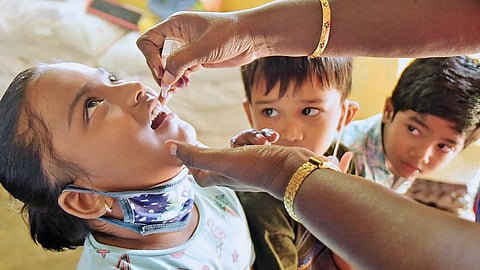 தமிழகம் முழுவதும் மார்ச் 3-ல் போலியோ சொட்டு மருந்து முகாம்