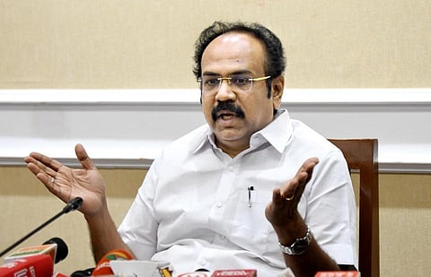 அமைச்சர் தங்கம் தென்னரசுவுக்கு எதிரான வழக்கு: புலன் விசாரணை அதிகாரி இன்று நேரில் ஆஜராக உத்தரவு