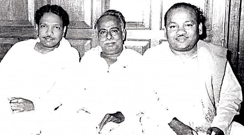 அண்ணாவுடன் கருணாநிதி, கே.ஏ.மதியழகன் (கோப்புப் படம்)