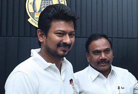 சனாதன சர்ச்சை: உதயநிதி, சேகர்பாபு, ஆ.ராசா மீதான வழக்குகளை முடித்துவைத்த சென்னை ஐகோர்ட் கூறியது என்ன?