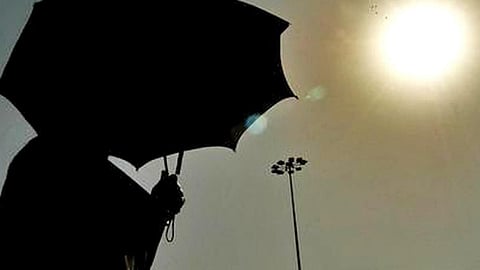 சேலம், ஈரோட்டில் 2-வது நாளாக 100 டிகிரியை கடந்த வெயிலின் தாக்கம்