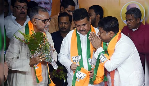 அமலாக்கத் துறை ரெய்டுக்குப் பின் பாஜகவில் இணைந்த திரிணமூல் காங்கிரஸ் எம்எல்ஏ