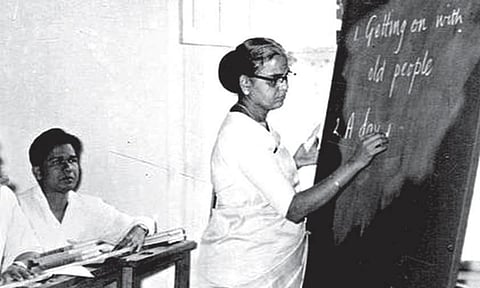 ஆவணங்களின் வெளிச்சத்தில் பெண் சுதந்திரம்