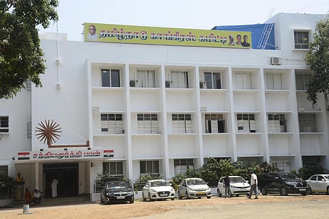 தேனி தொகுதியை இஸ்லாமியருக்கு காங்கிரஸ் ஒதுக்கீடு செய்ய எழும் கோரிக்கை
