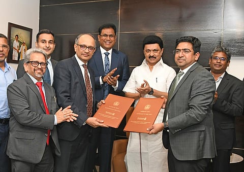 ரூ.9,000 கோடி முதலீடு, 5,000 பேருக்கு வேலை - டாடா மோட்டார்ஸ் உடன் தமிழக அரசு புரிந்துணர்வு ஒப்பந்தம்  