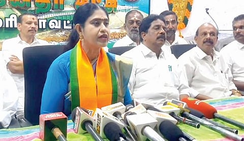 “மக்களவைக்கு மட்டுமே போட்டியிடுவேன்” - விஜயதரணி அறிவிப்பு