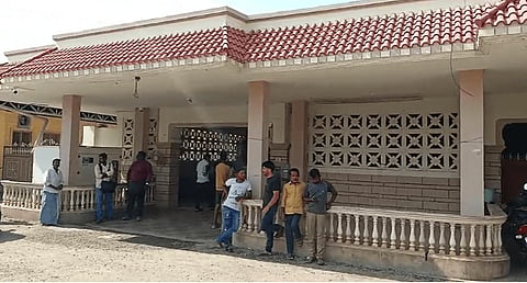 கோவை அருகே கடன் தொல்லையால் ஒரே குடும்பத்தை சேர்ந்த 4 பேர் தற்கொலை
