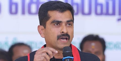 பாஜக கூட்டணி தவிர பிற கட்சிகளுக்கு இதுவரை சின்னம் ஒதுக்காதது ஜனநாயக படுகொலை: துரை வைகோ குற்றச்சாட்டு