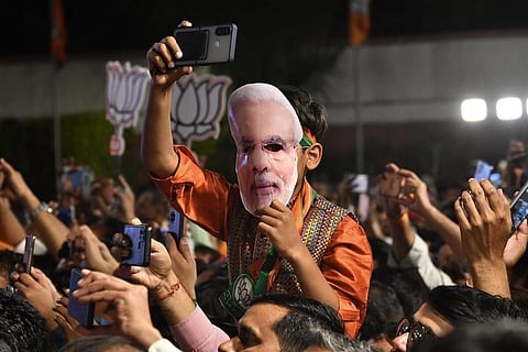 மக்களவை மகா யுத்தக் களத்தில் ‘இன்ஃப்ளூயன்சர்’ படை பலத்தில் முந்துகிறதா பாஜக?
