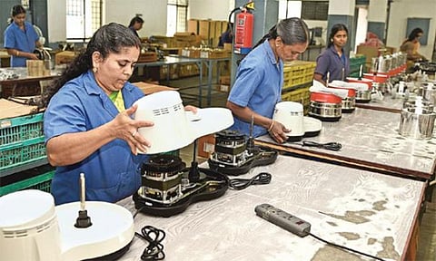 கோவை தொழில் துறையினர் ஆதரவு யாருக்கு? - வெற்றியை தீர்மானிக்கும் குறுந்தொழில் நிறுவனங்கள்