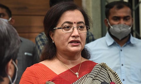 நடிகை சுமலதா எம்.பி. விரைவில் பாஜகவில் இணைகிறார்