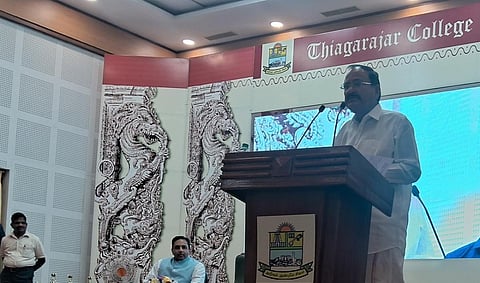 மதுரை | ‘‘ஒழுக்கம், அர்ப்பணிப்பு, பயபக்தி ஆகியவையே வாழ்க்கையை மேம்படுத்தும்’’: வெங்கையா நாயுடு