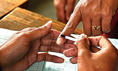 மறுக்கப்படும் உரிமை: மறந்துபோன வரலாறு! | மக்களவை மகா யுத்தம்