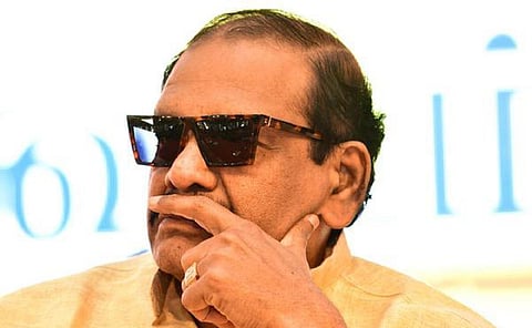 சுயேச்சையாக போட்டியிடும் ஓபிஎஸ்: வருத்தப்பட்ட பீட்டர் அல்போன்ஸ்
