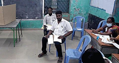 வாக்குச்சாவடி முகவர்களின் தலைகீழ் மாற்றம்