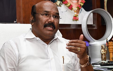 அவதூறு வழக்கை சட்டப்படி எதிர்கொள்வோம்: முன்னாள் அமைச்சர் ஜெயக்குமார் திட்டவட்டம்