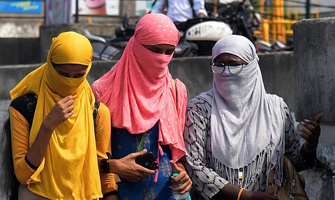 காலை 11 முதல் 3.30 மணிவரை வெளியில் வர வேண்டாம்: சென்னை மக்களுக்கு அறிவுறுத்தல்