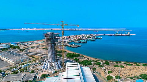 ஈரானின் ஓமன் வளைகுடா பகுதியில் அமைந்துள்ள சபாகர் துறைமுகம்.