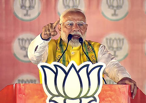 பஸ்தியில் நடைபெற்ற தேர்தல் பிரச்சார பொதுக்கூட்டத்தில் உரையாற்றிய பிரதமர் நரேந்திர மோடி