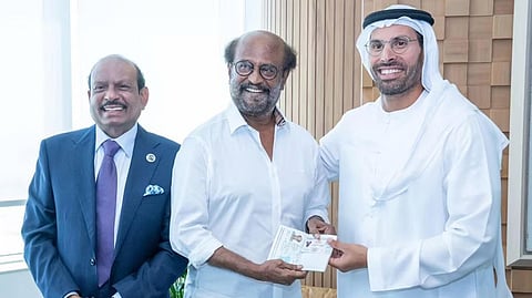 நடிகர் ரஜினிக்கு கோல்டன் விசா வழங்கி யுஏஇ கவுரவிப்பு