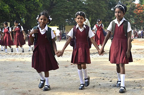தமிழகத்தில் ஜூன் 6-ல் பள்ளிகள் திறப்பு: பள்ளிக் கல்வித்துறை அறிவிப்பு