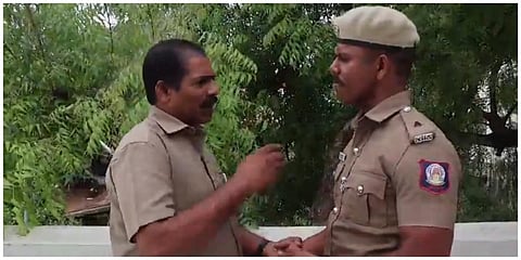 போக்குவரத்து Vs காவல் துறை: கைகுலுக்கி, ஆரத்தழுவி சமாதானம் செய்துகொண்ட நடத்துநர் - காவலர்!