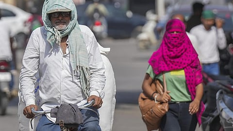 வட மாநிலங்களில் வெப்ப அலை தாக்கம்: பிஹாரில் 8 தேர்தல் அலுவலர்கள் உட்பட 18 பேர் உயிரிழப்பு