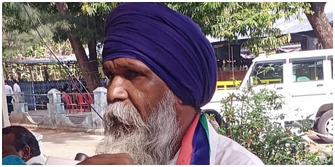 நாகர்கோவில் வாக்கு எண்ணும் மையத்துக்குள் கத்தியுடன் வந்த சுயேட்சை வேட்பாளர் ராஜன் சிங்.