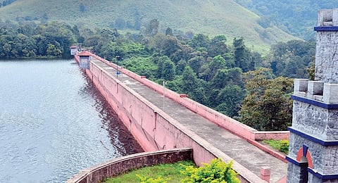 பெரியாறு அணையும் இரண்டு கேரள ஆளுமைகளும்