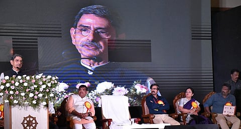 “பாரதத்தின் பாரம்பரிய கல்வி முறையைக் கொண்டுவர வேண்டும்” - ஆளுநர் ஆர்.என்.ரவி பேச்சு 