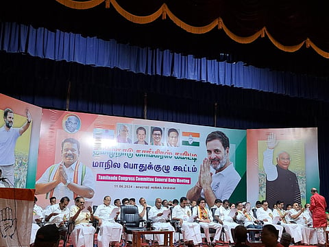 தமிழ்நாடு காங்கிரஸ் கமிட்டி பொதுக்குழுவில் 7 தீர்மானங்கள் நிறைவேற்றம்