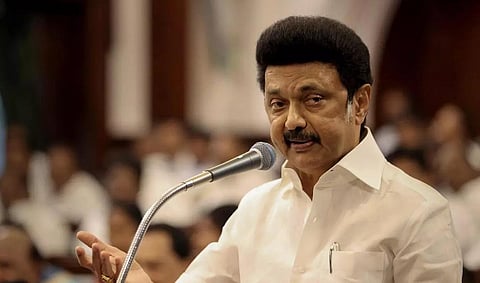 கூட்டுறவு வங்கிகளால் மாணவர்களுக்கு வழங்கப்படும் கல்விக் கடன் ரூ.5 லட்சமாக உயர்வு: தமிழக அரசு அறிவிப்பு