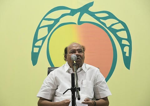 முதல்வர் இல்லாமல் இயங்கும் 60-க்கும் மேற்பட்ட அரசு கலைக் கல்லூரிகள்: ராமதாஸ் குற்றச்சாட்டு