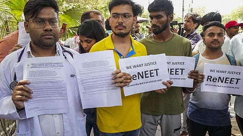 நீட் வினாத் தாள் ரூ.32 லட்சத்துக்கு விற்பனை: பிஹார் மாணவர் வாக்குமூலம்