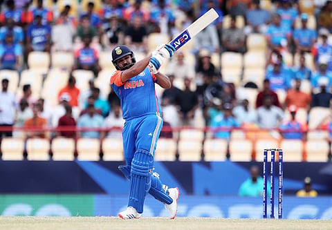 ரோ‘ஹிட்’ சிக்சர் மழை: ஆஸ்திரேலியாவுக்கு 206 ரன்கள் இலக்கு | T20 WC