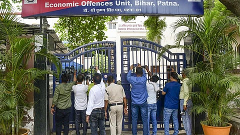 நீட், நெட் தேர்வு வினாத்தாள் கசிவு: நான்கு கட்டங்களாக விசாரிக்கும் சிபிஐ; பிஹார், குஜராத்துக்கு குழுக்களை அனுப்பியது