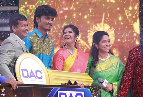 சூப்பர் சிங்கர் - சீசன் 10: டைட்டில் வென்றார் ஜான் ஜெரோம்; ரூ.60 லட்சம் மதிப்பு வீடு பரிசு