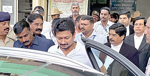 சனாதனம் குறித்த சர்ச்சை பேச்சு: பெங்களூரு நீதிமன்றத்தில் ஆஜரான அமைச்சர் உதயநிதிக்கு ஜாமீன்