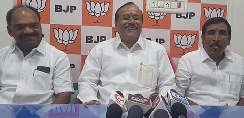 வேலூரில் செய்தியாளர்கள் சந்திப்பில் பேசிய பாஜக முன்னாள் தேசிய செயலாளர் ஹெச்.ராஜா.