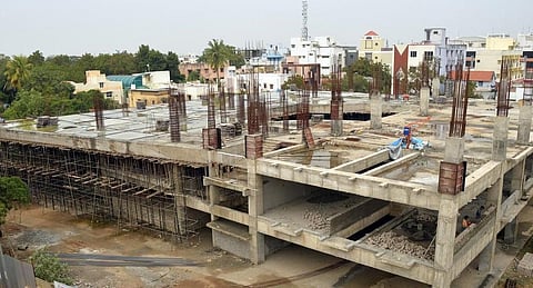 தமிழகத்தில் 300 ச.மீ, 14 மீ உயரம் வரையிலான வணிக கட்டிடங்களுக்கு பணி நிறைவு சான்று தேவையில்லை!